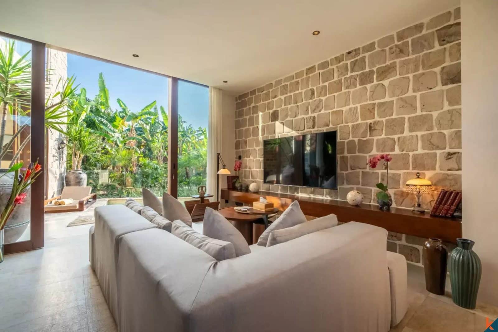4-bedroom freehold villa in Canggu — photo 5 of 5