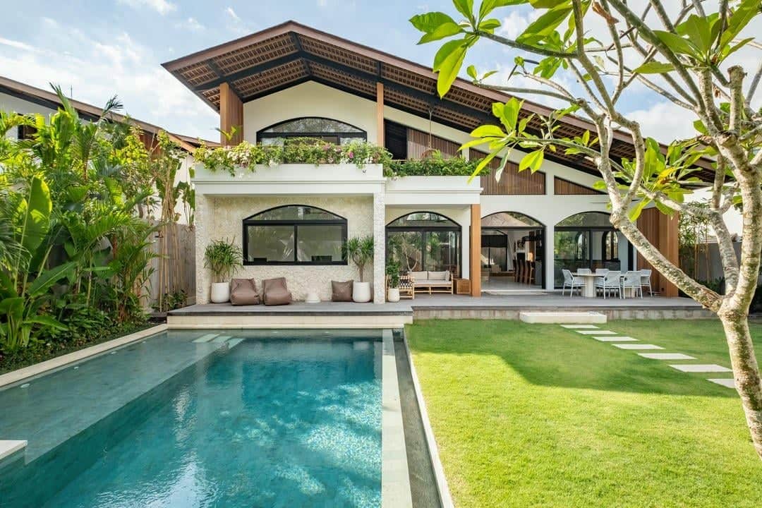 Ready Now 4 Bedroom Villa for Sale Leasehold in Berawa