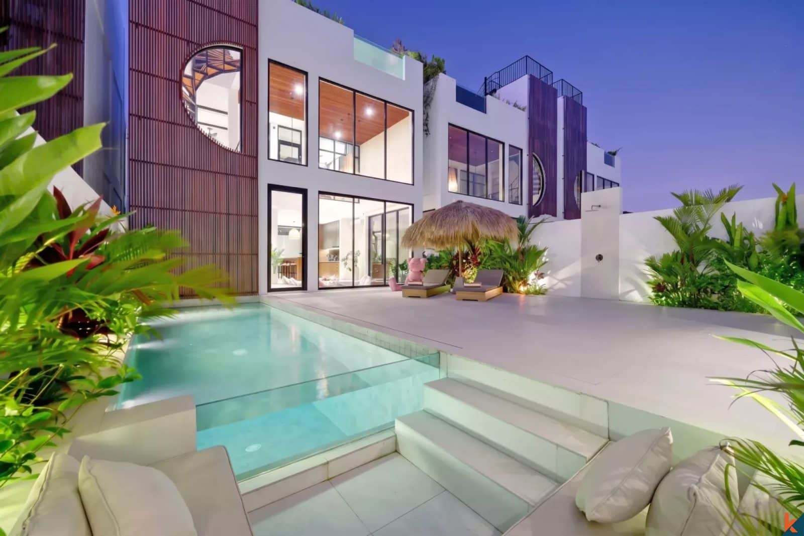 Modern villa with attractive ROI and ocean views