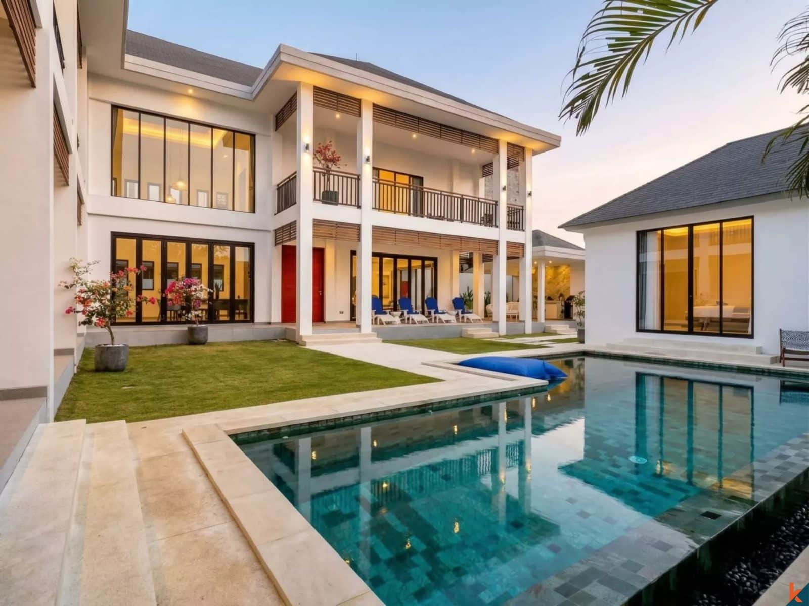Spacious six bedroom modern villa for lease in Umalas