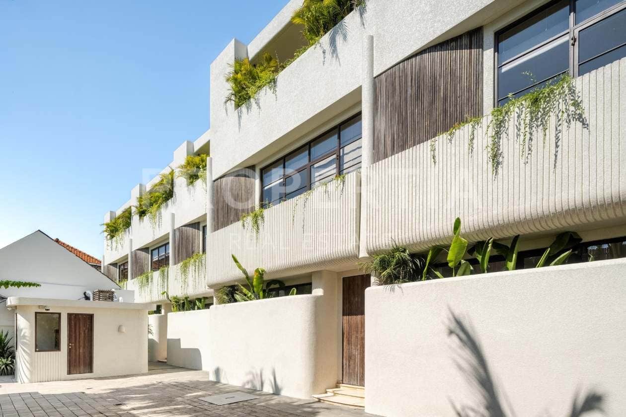Luxurious 2-bedroom Villa with Rooftop in Prime Suluban