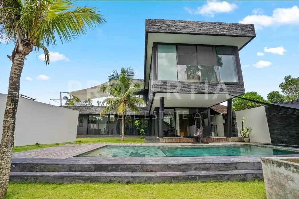 Elegant Modern Design Villa in Cemagi
