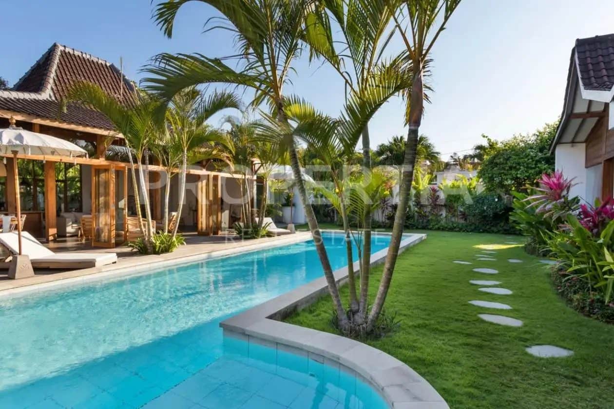 Ready to Move In Joglo-Style Villa in Batu Belig