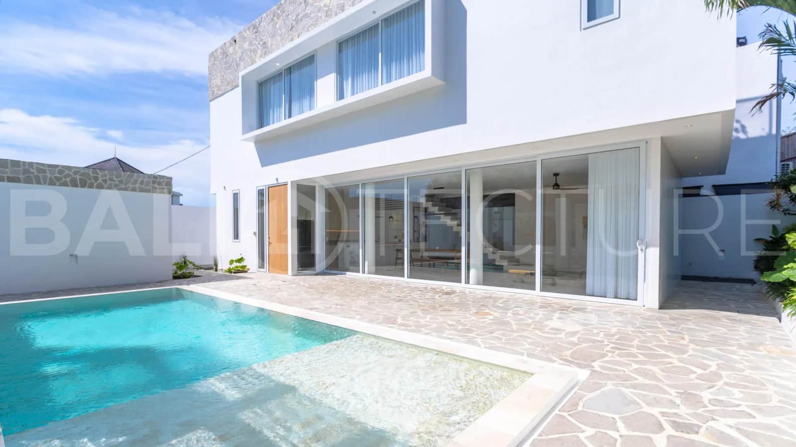 Modern 4-Bedroom Villa in Cemagi, Just Steps from the Beach
