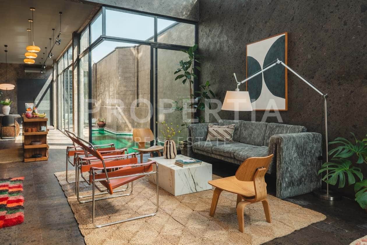 Stylish Finished Modern Villa Walking Distance to Echo Beach