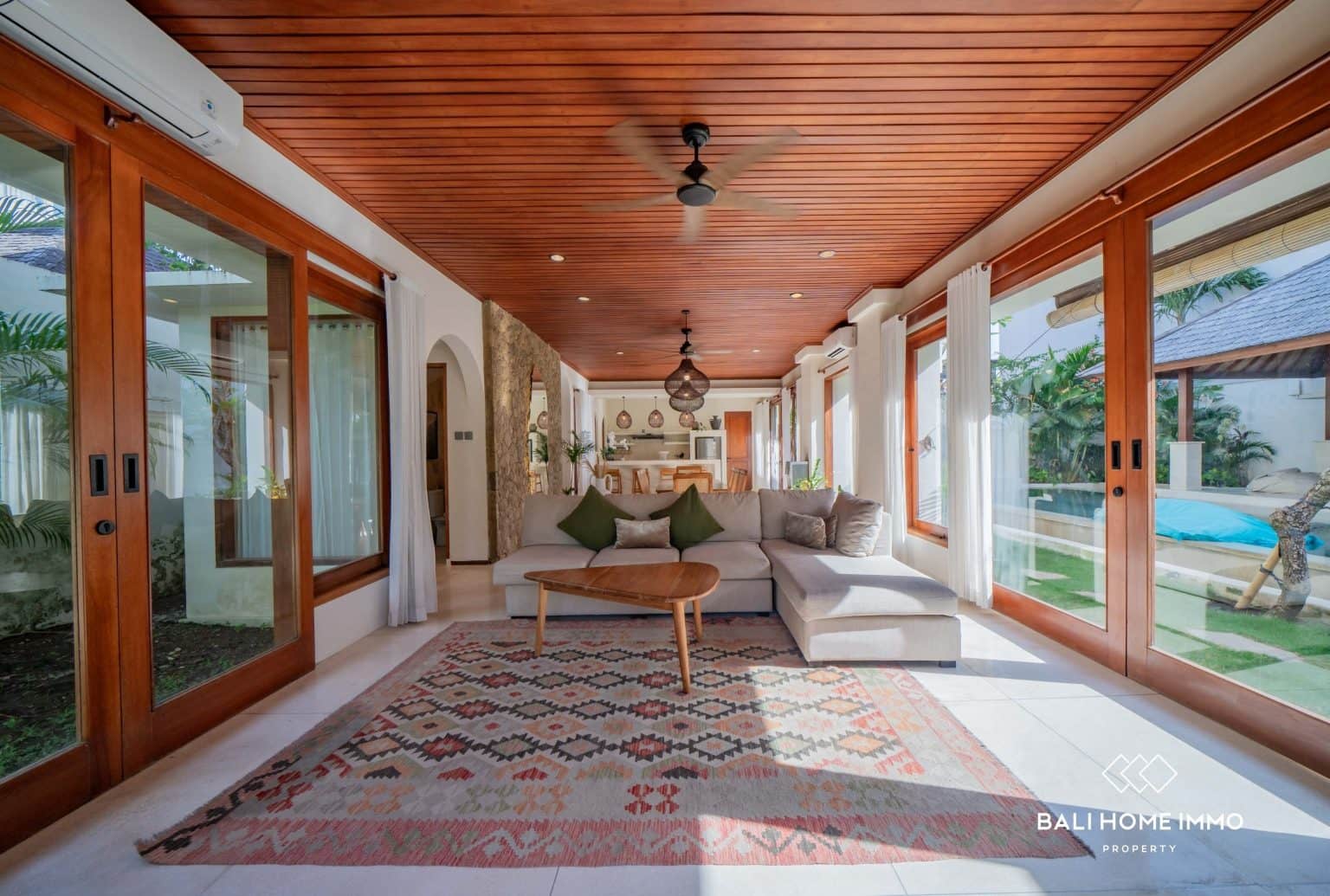 4-bedroom freehold villa in Canggu — photo 5 of 5