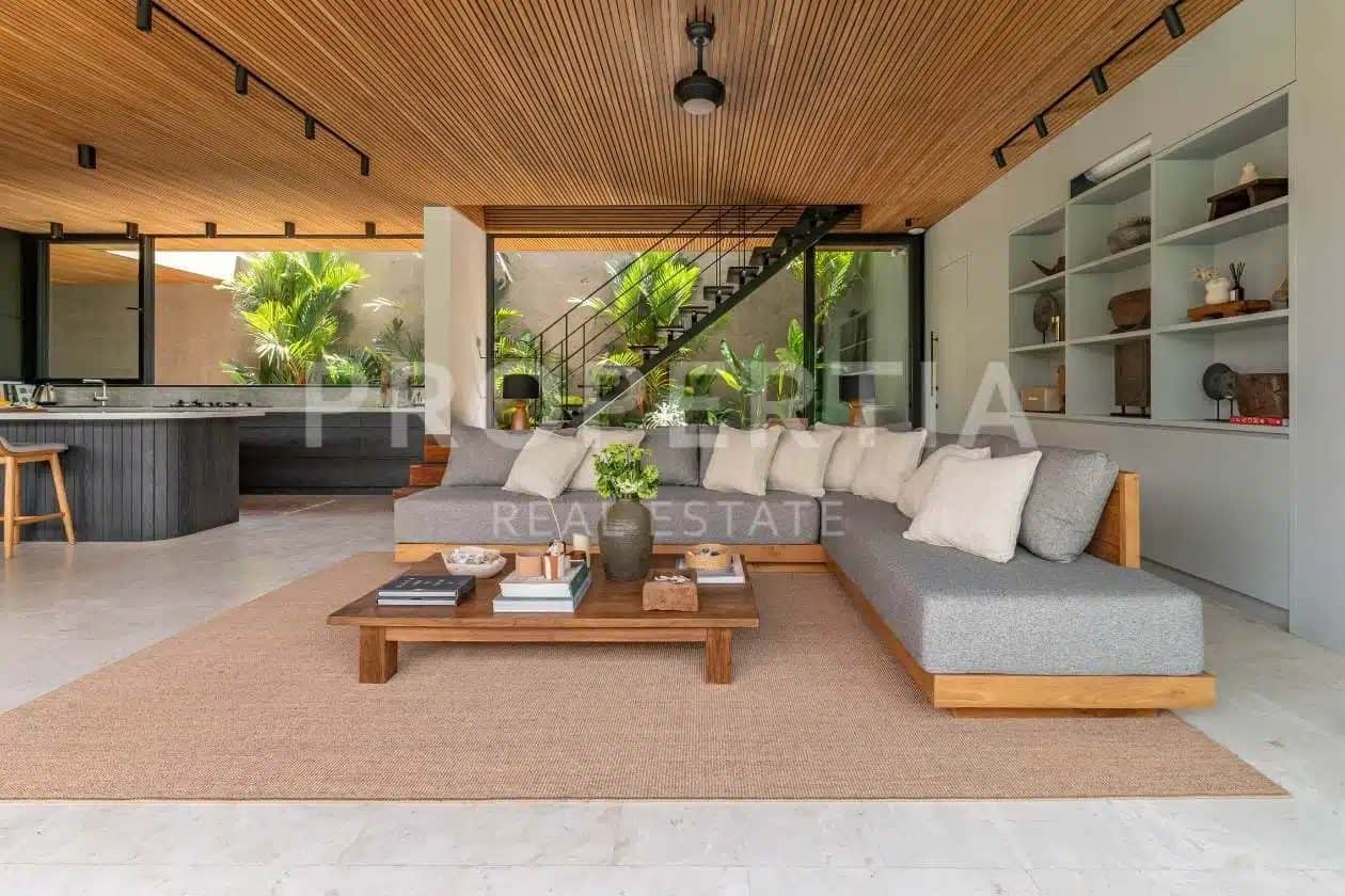 4-bedroom leasehold villa in Buduk/Mengwi — photo 4 of 5