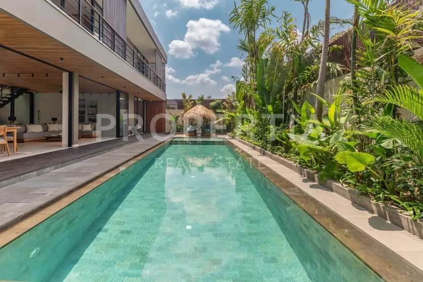 4-bedroom leasehold villa in Buduk/Mengwi — photo 2 of 5