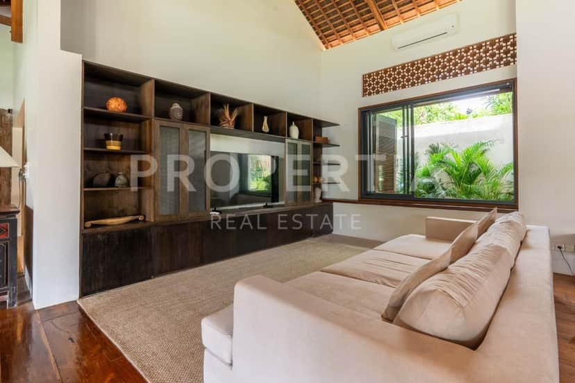 5-bedroom freehold villa in Pererenan — photo 4 of 5