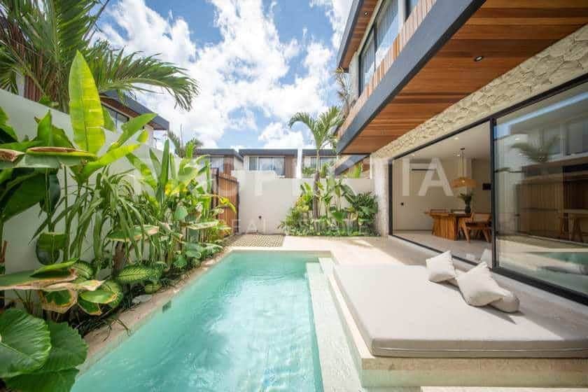 Stunning 2 Bed Modern Tropical Villas in Prime of Batu Bolong