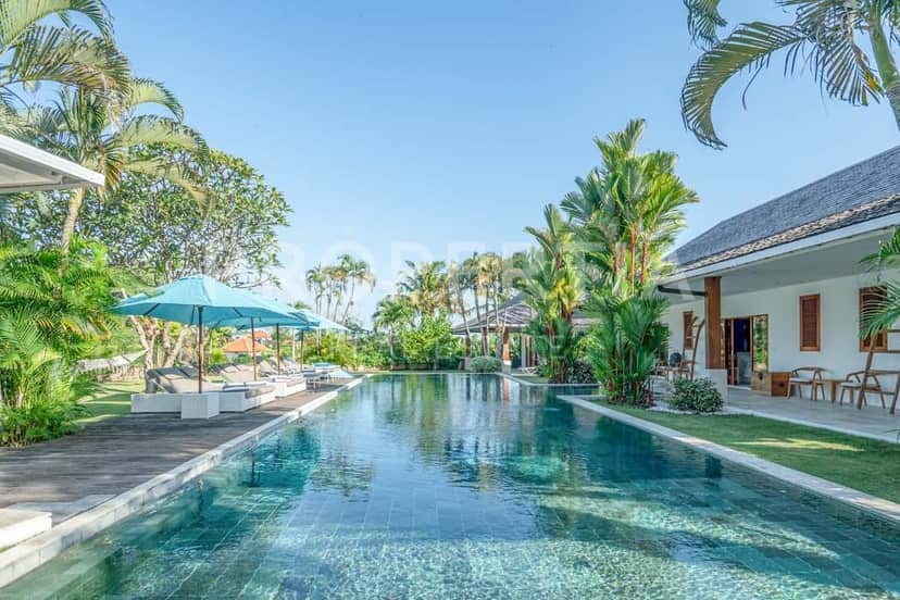 5-bedroom leasehold villa in Canggu — photo 2 of 5