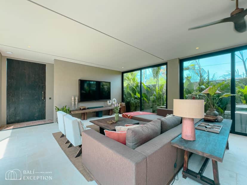 5-bedroom leasehold villa in Canggu — photo 2 of 5
