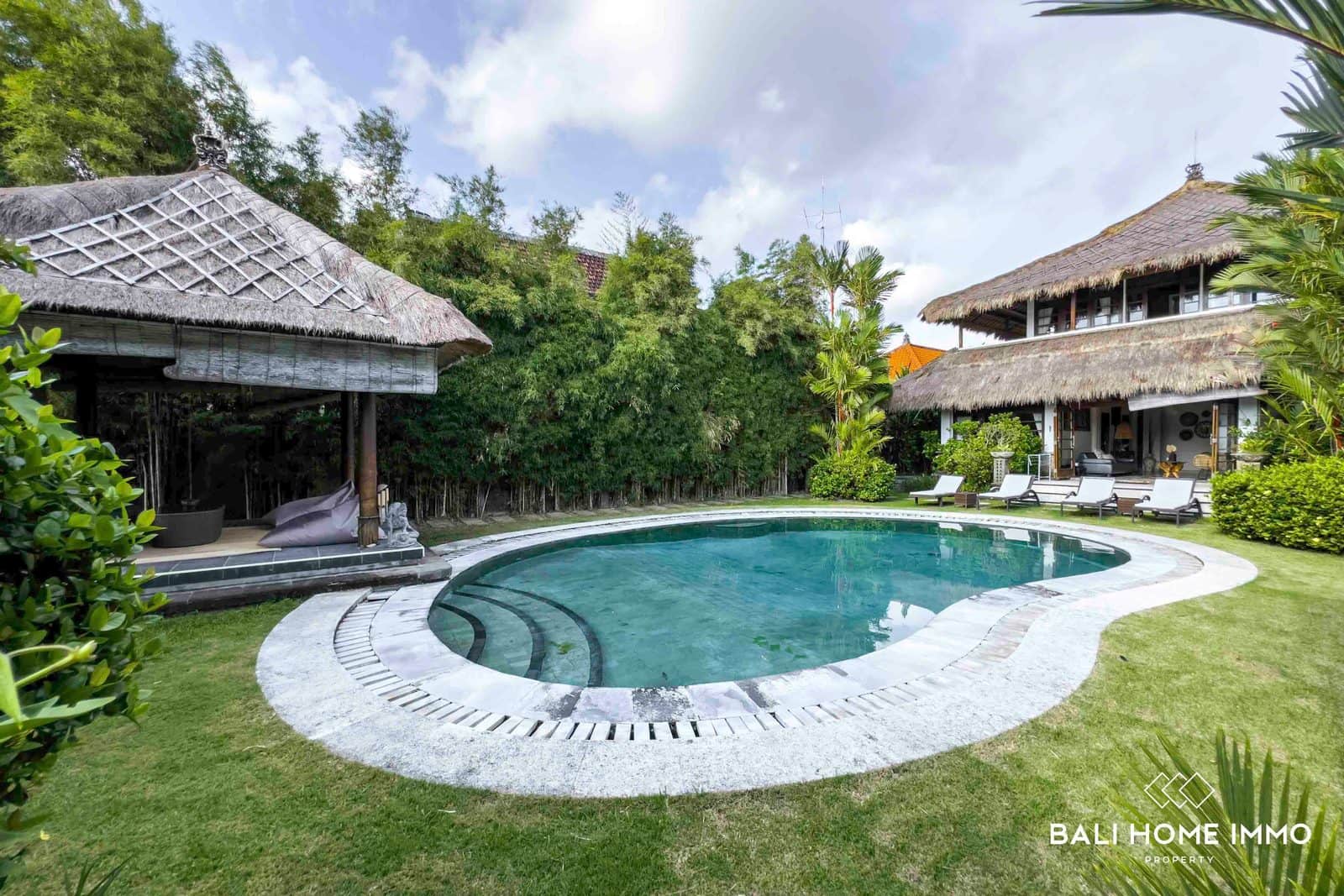 Spacious 3 Bedroom Villa with Garden for Sale Within Walking Distance to Berawa Beach