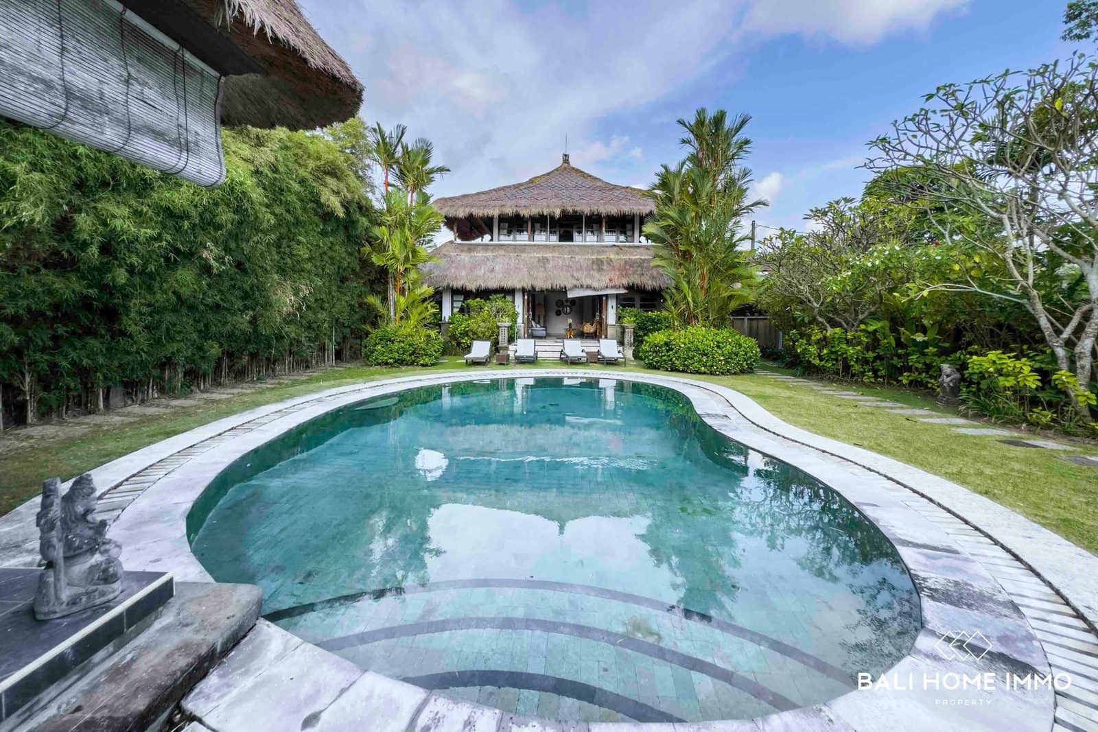 3-bedroom freehold villa in Canggu — photo 2 of 5