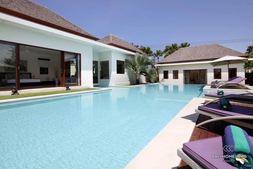 5-bedroom freehold villa in Canggu — photo 2 of 5