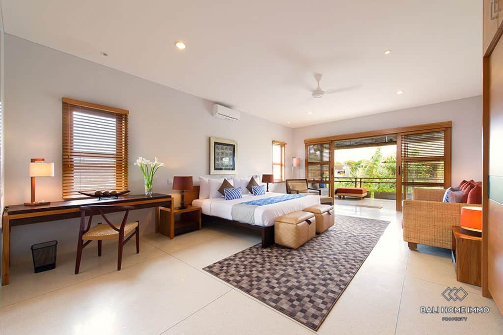6-bedroom freehold villa in Seminyak — photo 4 of 5