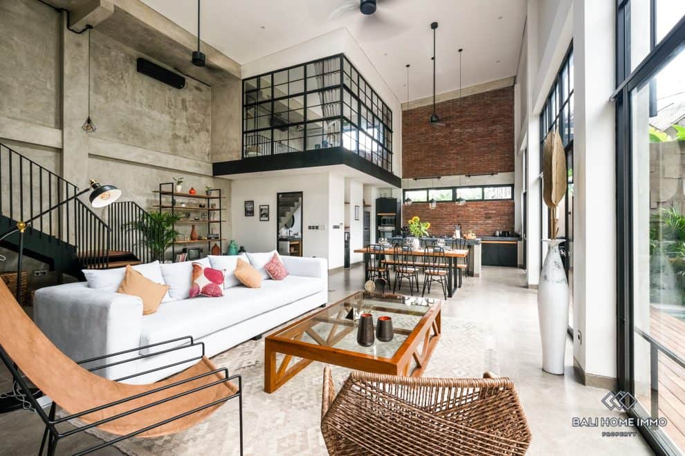 Modern 3 Bedroom Villa for Sale and Rental in Canggu Batu Bolong
