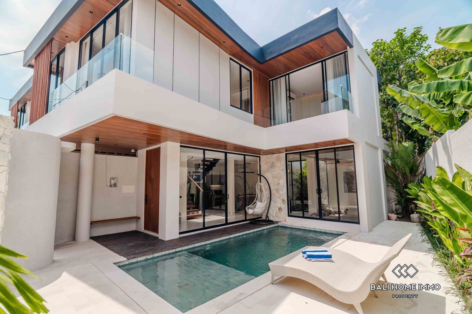 Brand new 3 Bedroom Villa for Sale Leasehold in Bali Umalas - RF886A
