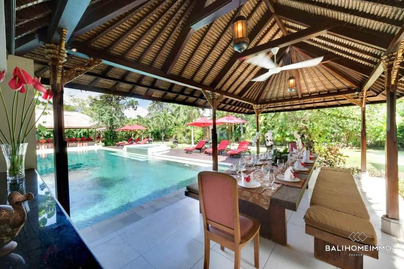 6-bedroom leasehold villa in Seminyak — photo 2 of 5