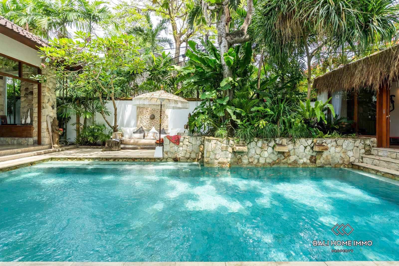 8-bedroom leasehold villa in Seminyak — photo 2 of 5