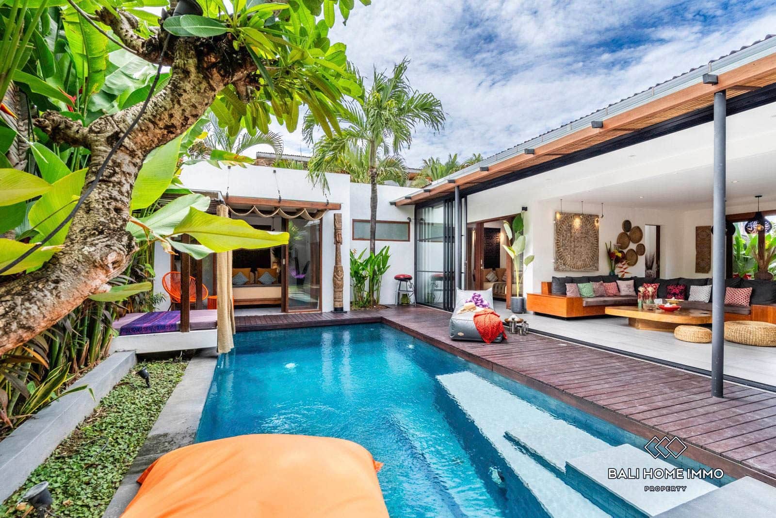 Quiet Place 3 Bedroom Villa for Sale in Bali Kerobokan