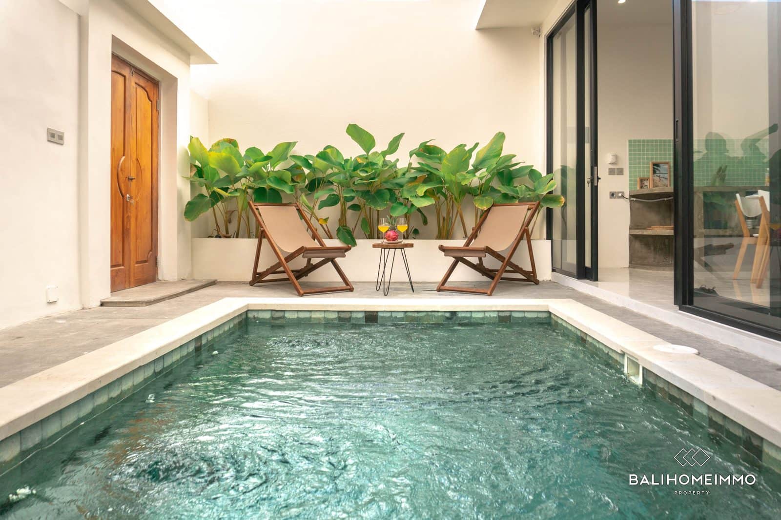 2 Bedroom Modern Contemporary Design Villa for Sale & Rent in Kerobokan Bali