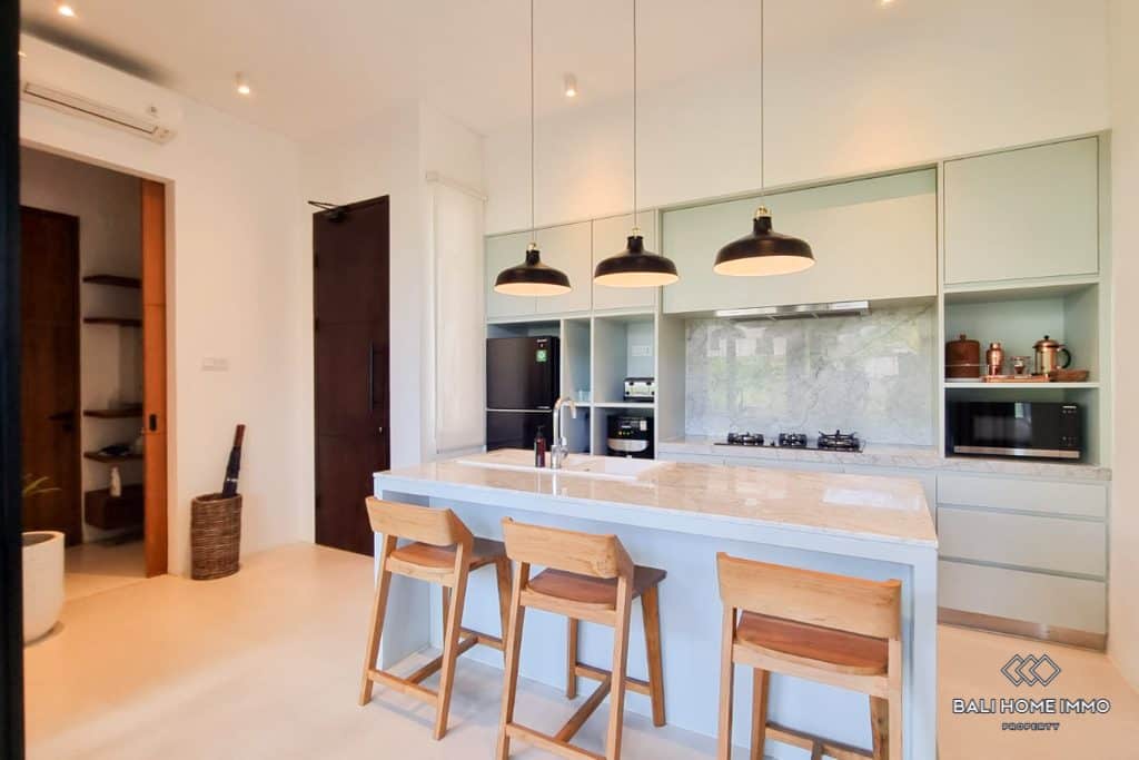 4-bedroom leasehold villa in Canggu — photo 3 of 5