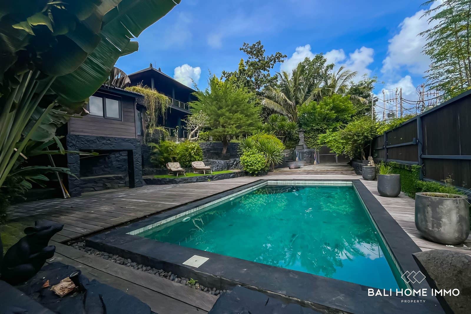 Spacious 3 Bedrooms Villa for Sale Leasehold in Uluwatu Pecatu