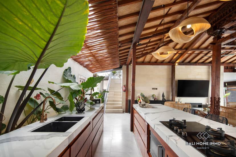 5-bedroom leasehold villa in Canggu — photo 4 of 5