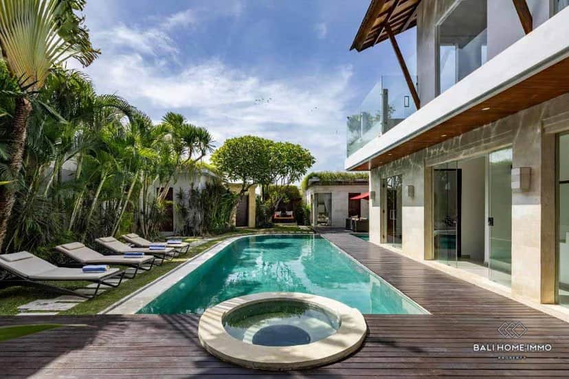 4-bedroom leasehold villa in Kerobokan — photo 2 of 5