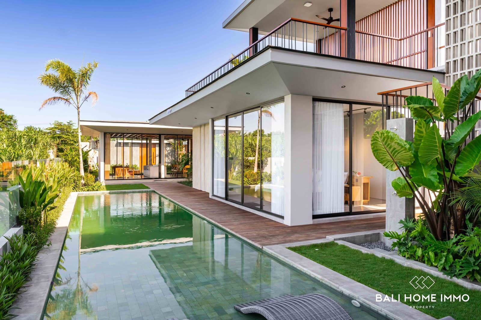 Brand new 4 Bedroom Villa for sale leasehold in Bali Pererenan Tumbak Bayuh - RF2842B