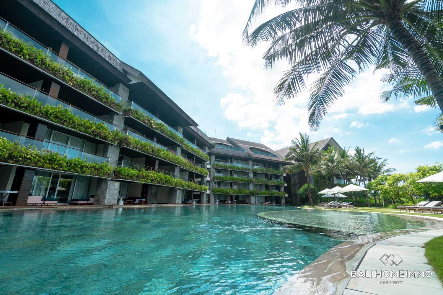 1 bedroom luxury apartment for sale leasehold in canggu near echo beach Bali