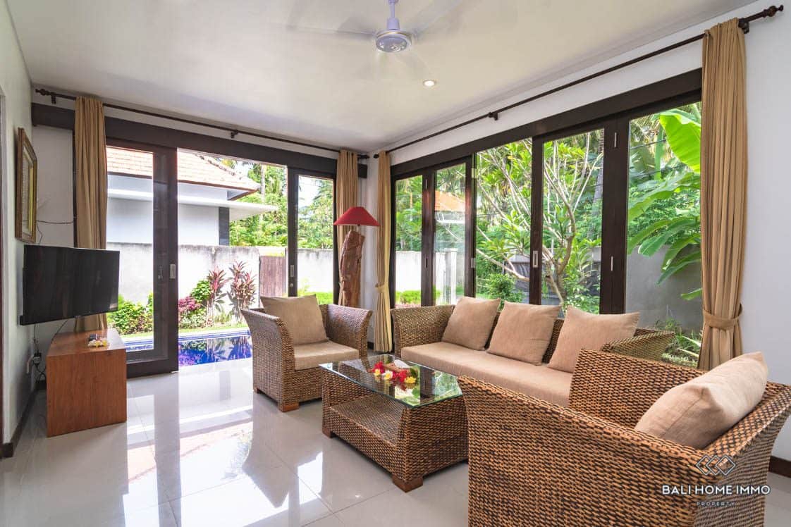 4-bedroom freehold villa in Lovina — photo 3 of 5