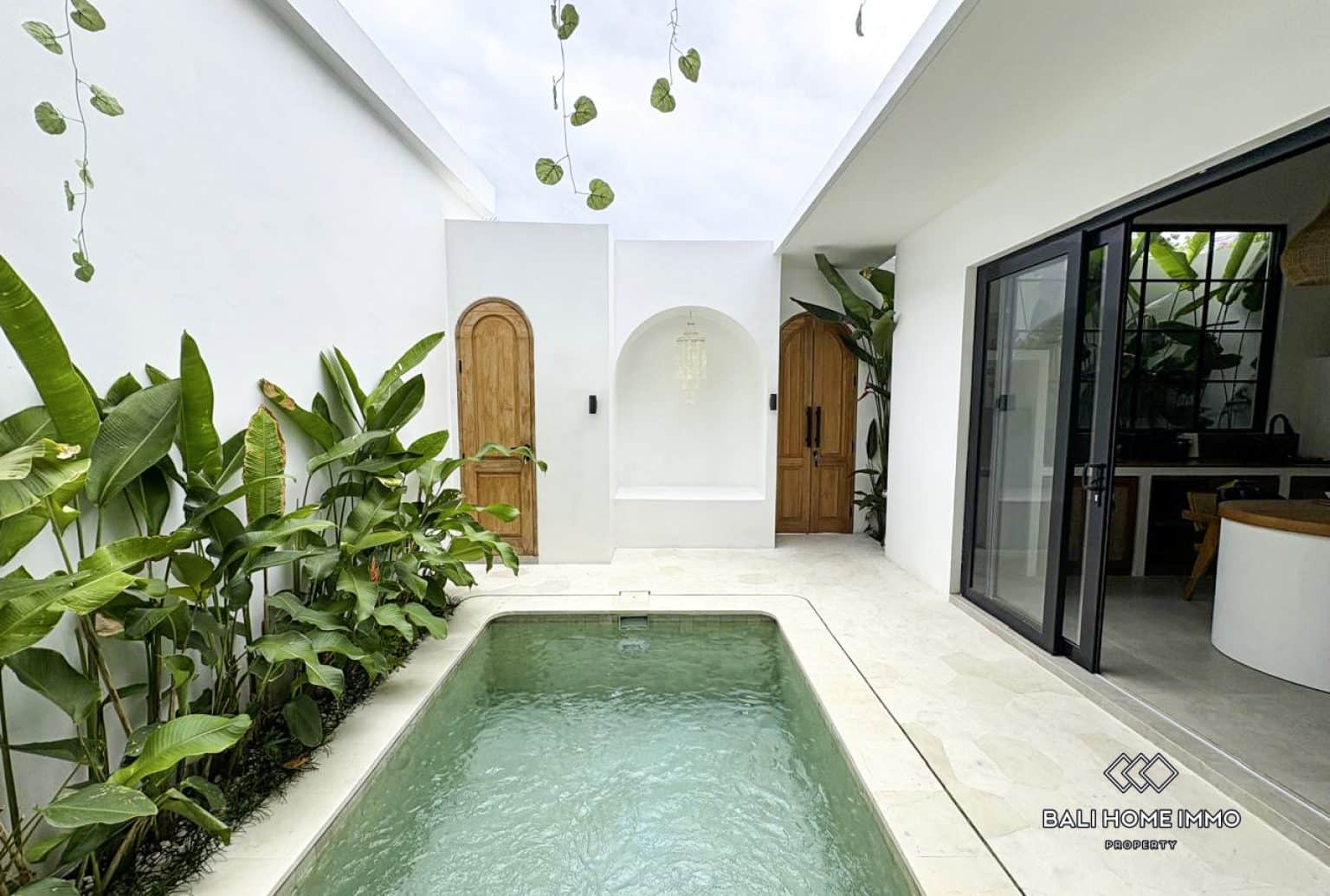 Brand new 2 Bedroom Villa For Sale Leasehold Near Lima Beach Pererenan Bali