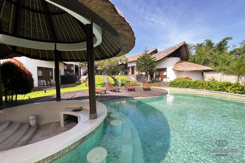 6-bedroom freehold villa in Canggu — photo 3 of 5