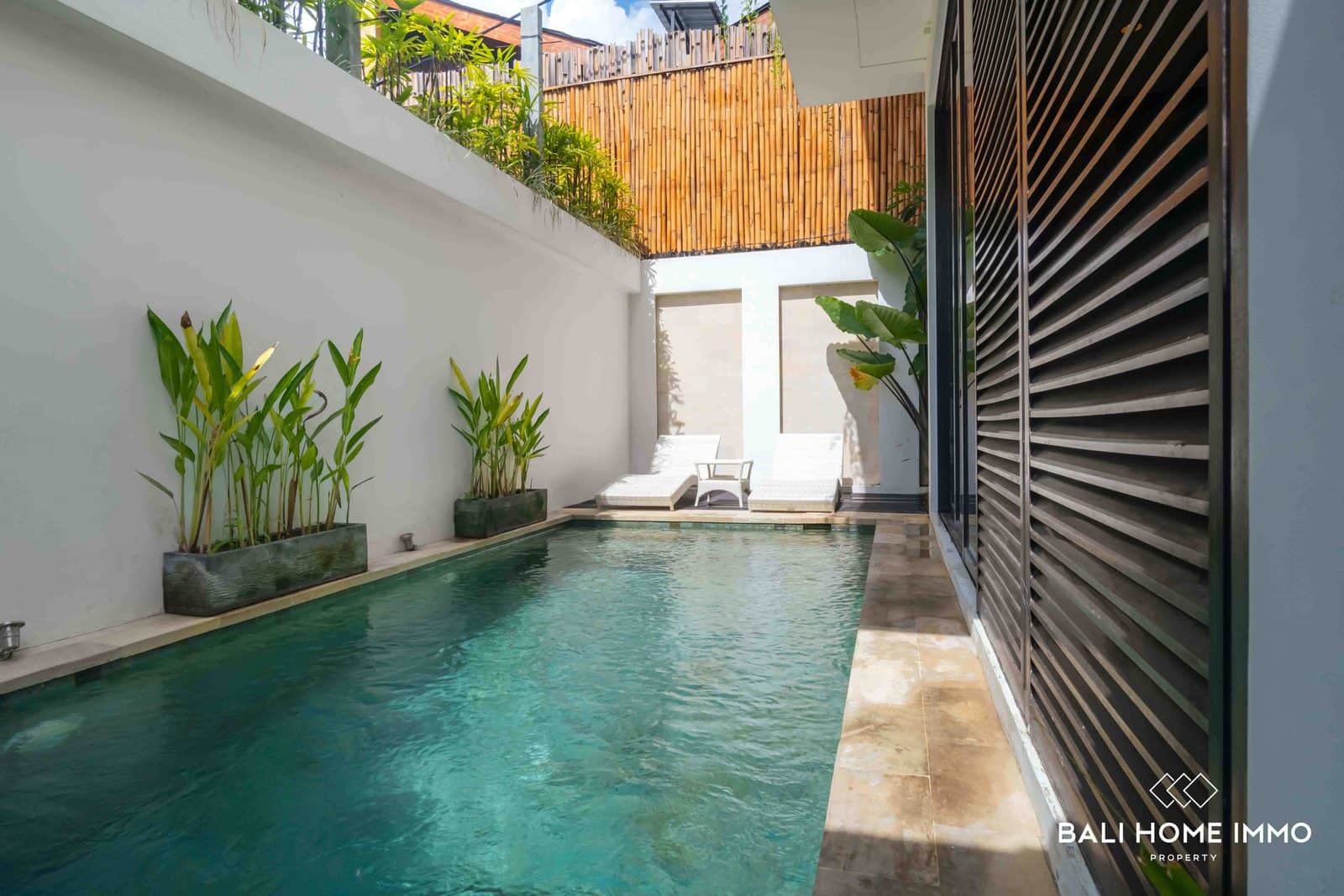 3 Bedroom Villa Sale Leasehold and Rent Near Berawa Beach