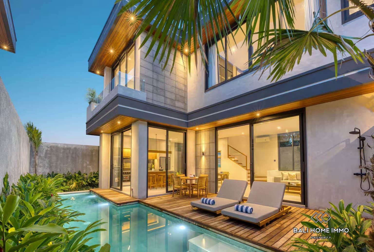 Beautiful 2 Bedrooms Villa for Sale Freehold and Leasehold in Bali Near Balangan Beach - Rf4289a