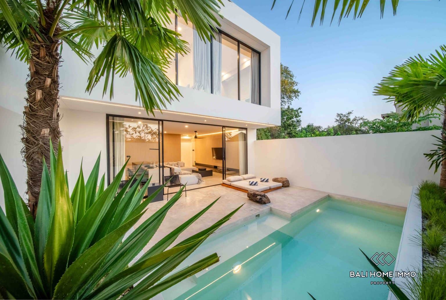 Brand new 2 Bedroom Villa for Sale Leasehold in Bali Pererenan Beachside