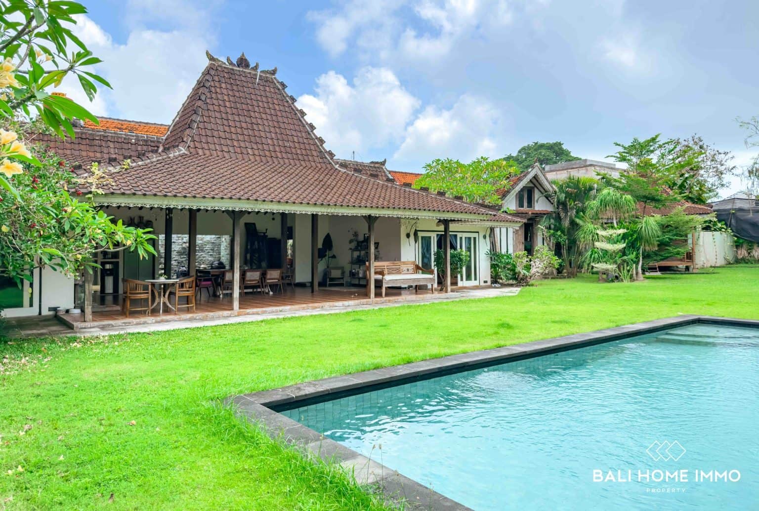 8-bedroom freehold villa in Jimbaran — photo 2 of 5