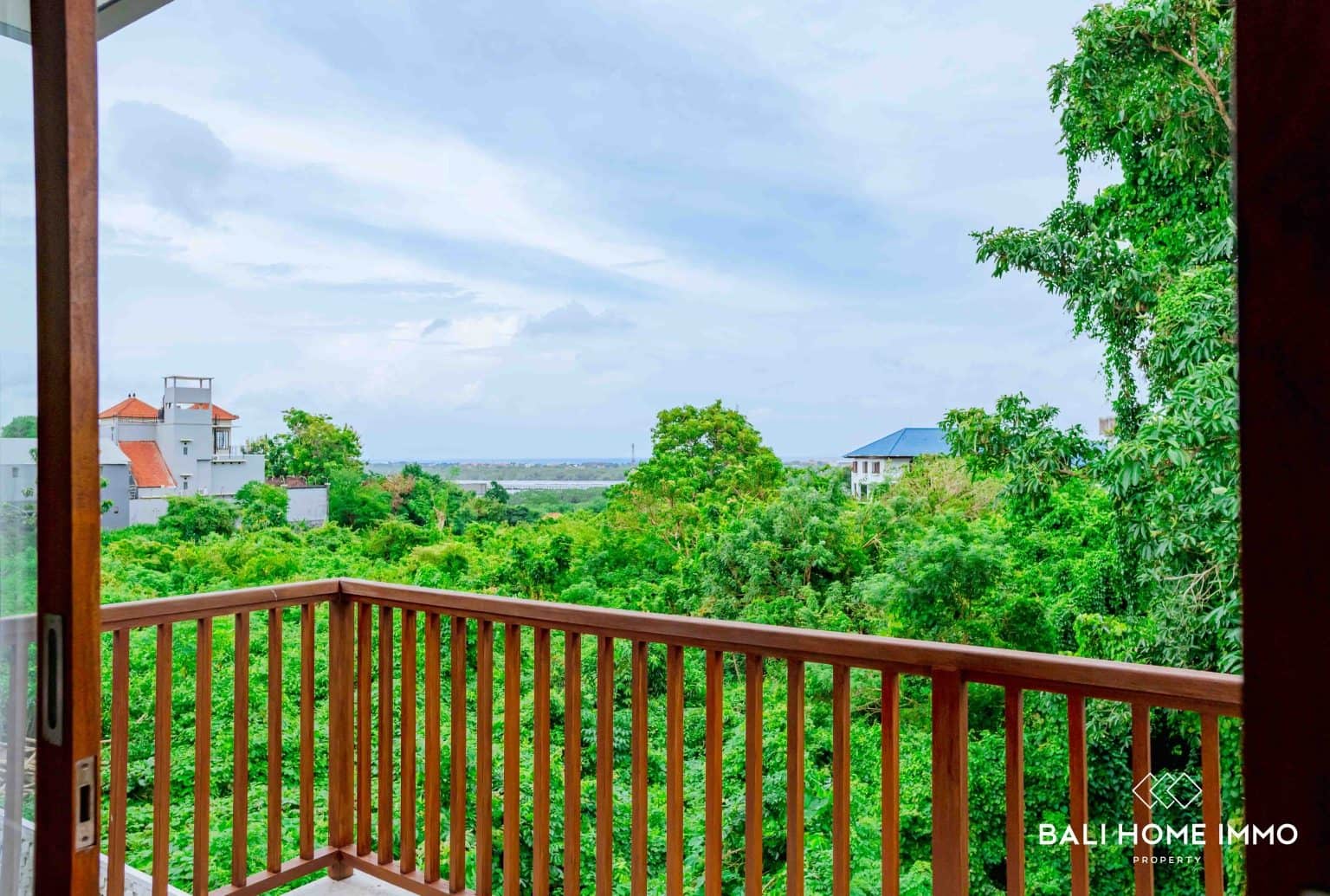 5-bedroom freehold villa in Nusa Dua — photo 3 of 5
