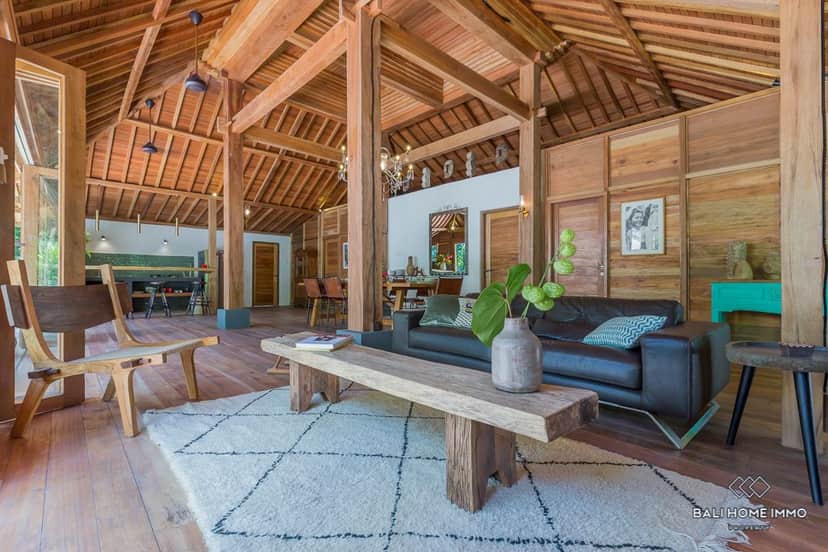4-bedroom leasehold villa in Pererenan — photo 2 of 5