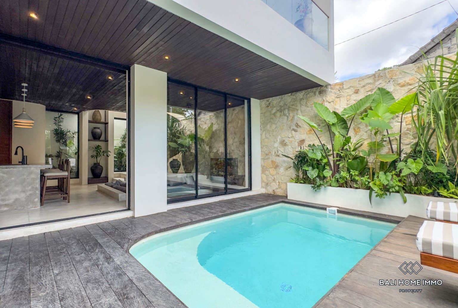 Brand new 2 bedroom villa for sale in Bali Pererenan Tumbak Bayuh