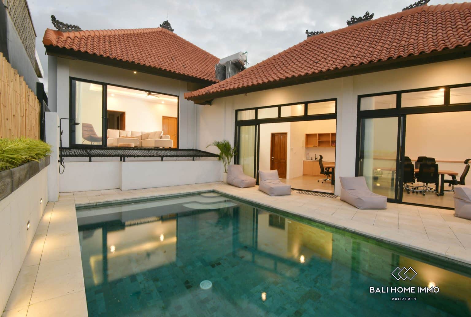 5-bedroom freehold villa in Ungasan — photo 2 of 5