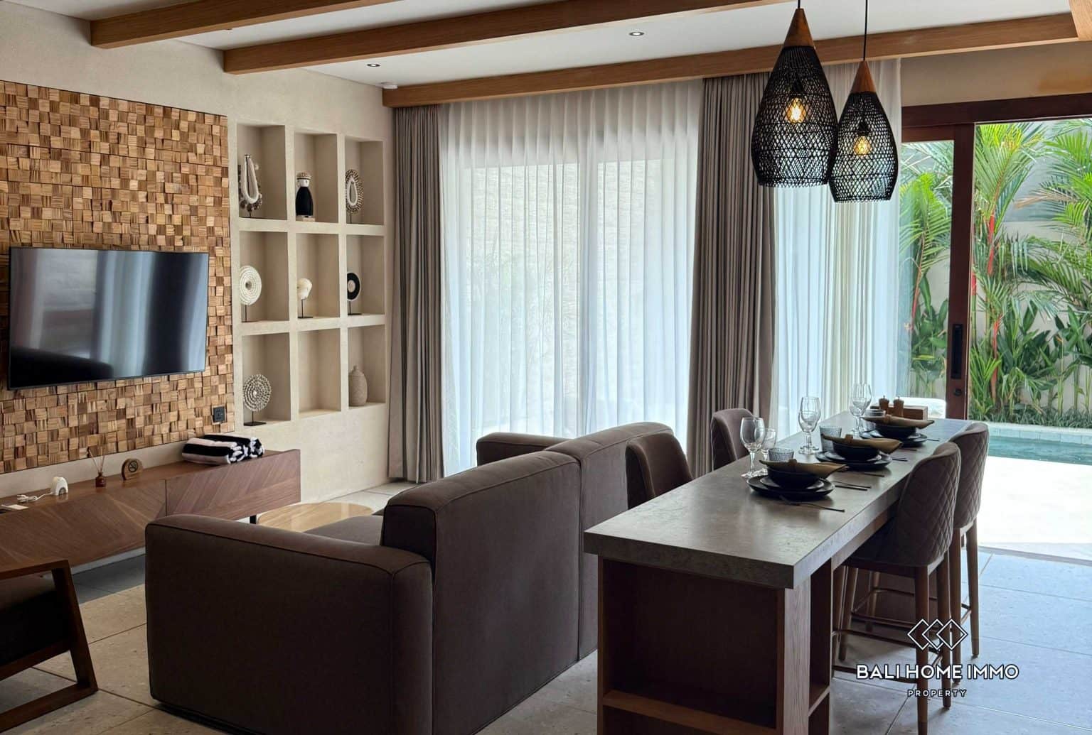 Brand New 3-bedroom Villa for Sale in Bali Umalas Bumbak - Rf5712b