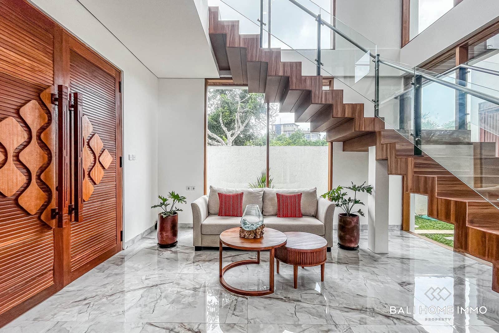 4-bedroom freehold villa in Nusa Dua — photo 3 of 5