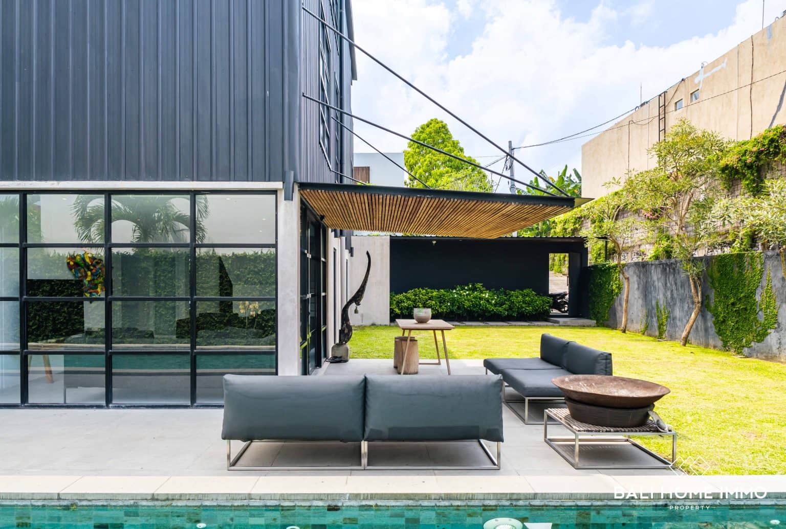 5-bedroom leasehold villa in Canggu — photo 2 of 5
