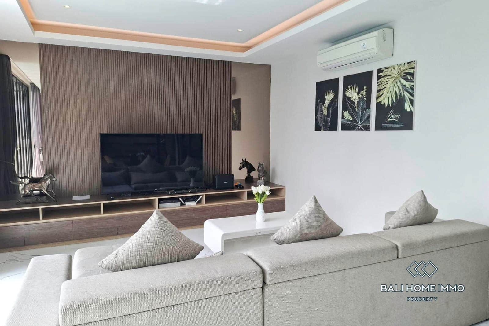 5-bedroom freehold villa in Ungasan — photo 3 of 5