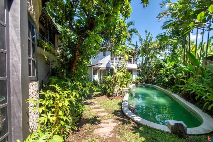 5-bedroom freehold villa in Kerobokan — photo 2 of 5