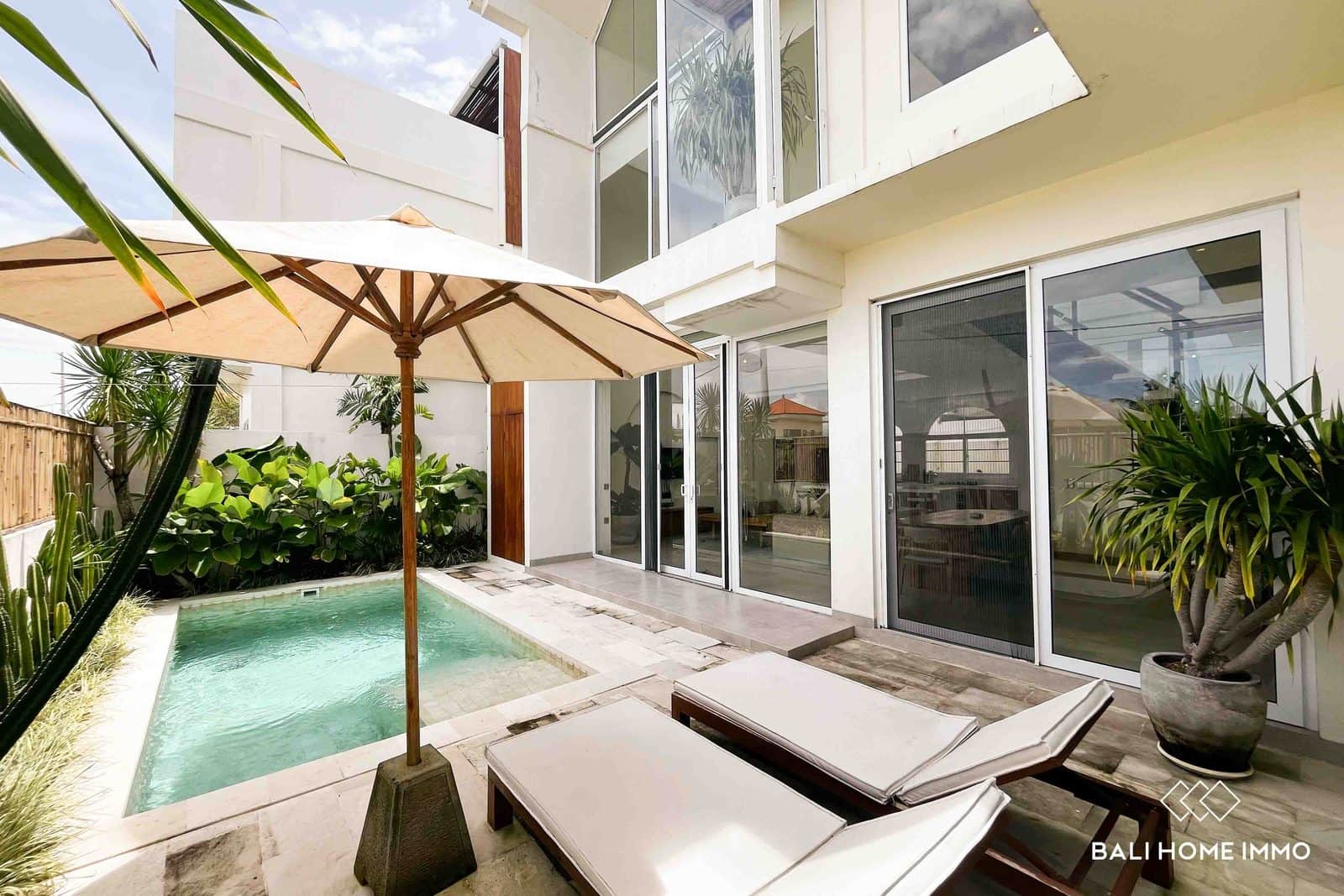 3 Bedroom Family Villa with View and Rooftop near Cemagi Beach Bali