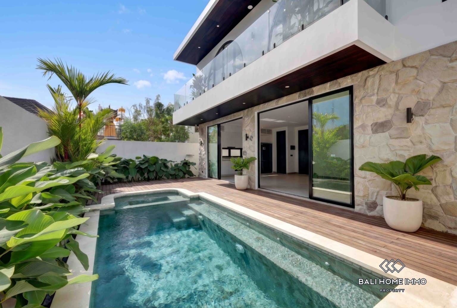 Brand new Modern 3 Bedroom Villa in Padonan for Sale - IJ038A